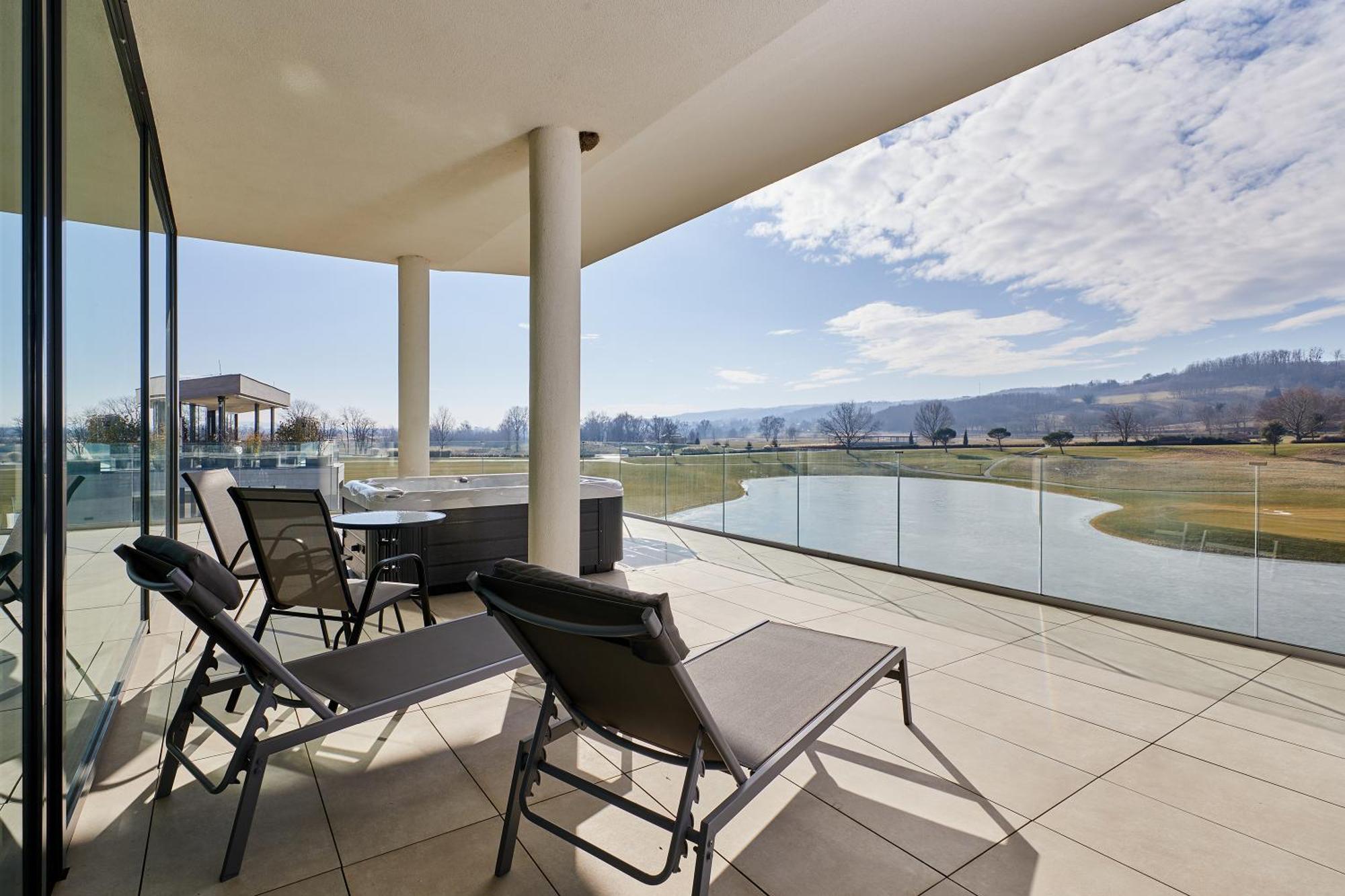Zala Springs Golf Resort Zalacsány エクステリア 写真