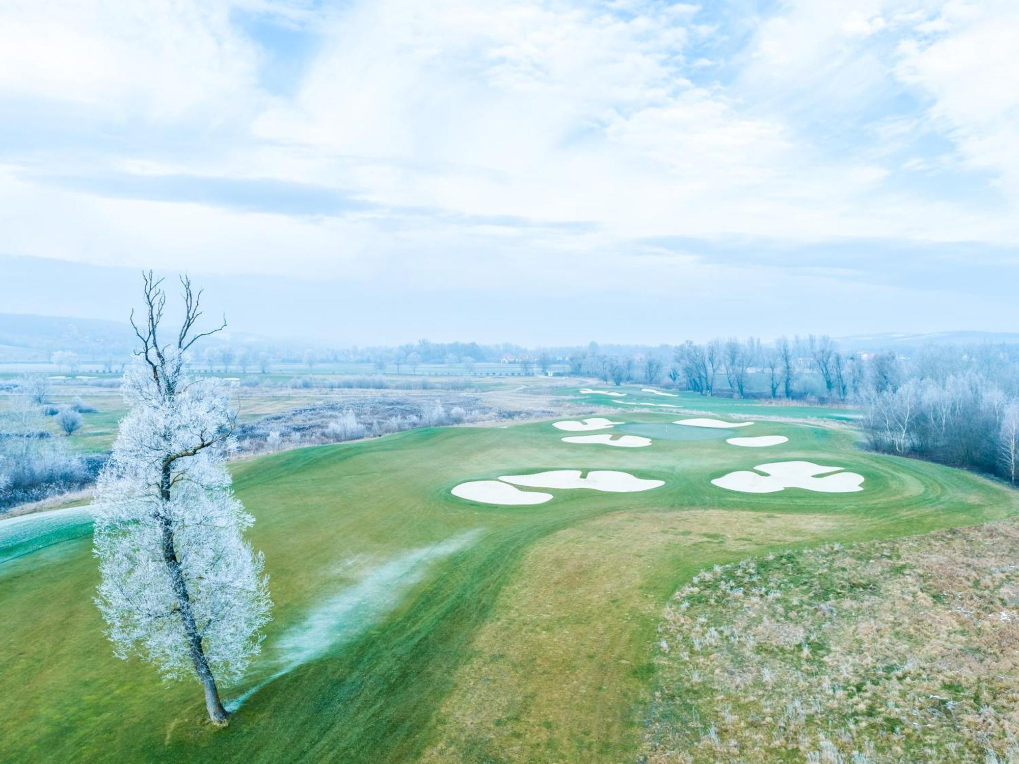 Zala Springs Golf Resort Zalacsány エクステリア 写真